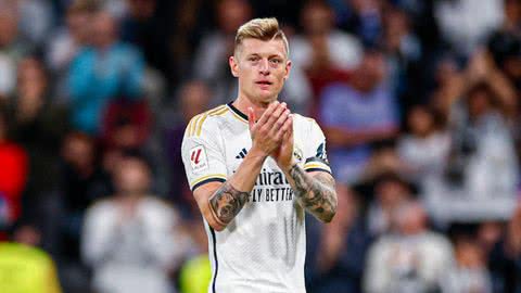 Por clubes e seleção, o camisa 8 do Real Madrid conquistou 33 títulos na carreira - Imagem: Twitter/ @RealMadrid