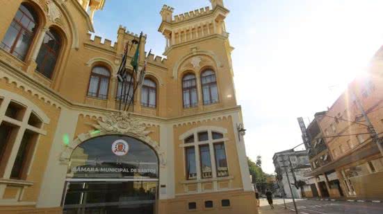 O valor foi definido com base nos índices de reajuste salarial concedido aos servidores públicos municipais - Imagem: Divulgação/ Arquivo/ A Tribuna Jornal