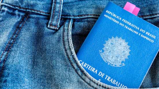 Litoral de SP está com 58 vagas abertas no PAT - Imagem: Reprodução/ Freepik