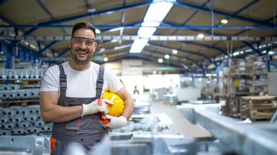 Taxa de desemprego é a menor em anos; número de ocupados atinge número histórico - Imagem: Reprodução/ Freepik