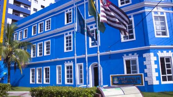 Vagas na Prefeitura de Mongaguá com salários de R$ 7 mil; veja como se inscrever - Imagem: Divulgação/ Prefeitura de Mongaguá