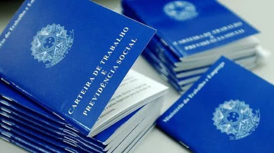 É necessário que o candidato apresente RG, CPF, carteira de trabalho - Imagem: Reprodução/Redes Sociais