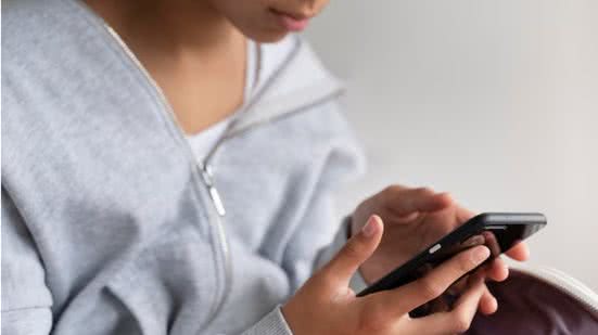 Sanção do governador Tarcísio de Freitas (Republicanos) continua pendente para validar a lei - Imagem: Freepik