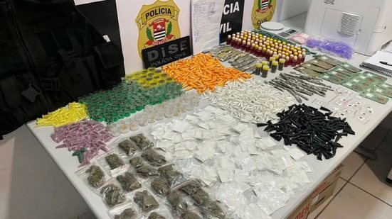 Suspeito permanece detido e foi encaminhado ao sistema prisional para os procedimentos legais cabíveis - Imagem: Divulgação/Polícia Civil