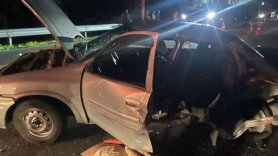 Dentro do veículo do suspeito, os policiais encontraram um cooler com cervejas - Imagem: Reprodução/PM Rodoviária