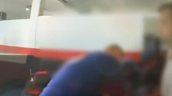 O pequeno foi transportado ao Hospital Santo Amaro, onde recebeu atendimento médico especializado - Imagem: Reprodução/ g1