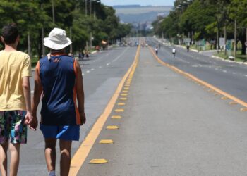Tempo ao ar livre ajuda a prevenir casos de miopia