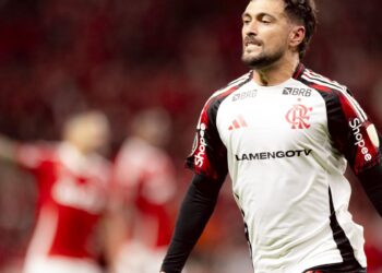 Flamengo volta a derrotar o Internacional e avança na Libertadores