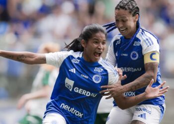 Cruzeiro perde do Palmeiras, mas vai a final do Brasileirão Feminino