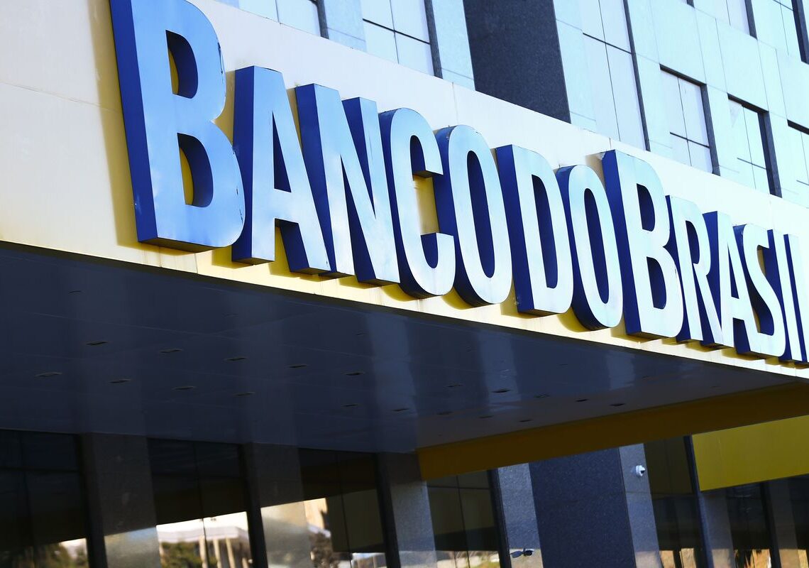 BB tomará providências judiciais após ataques bolsonaristas