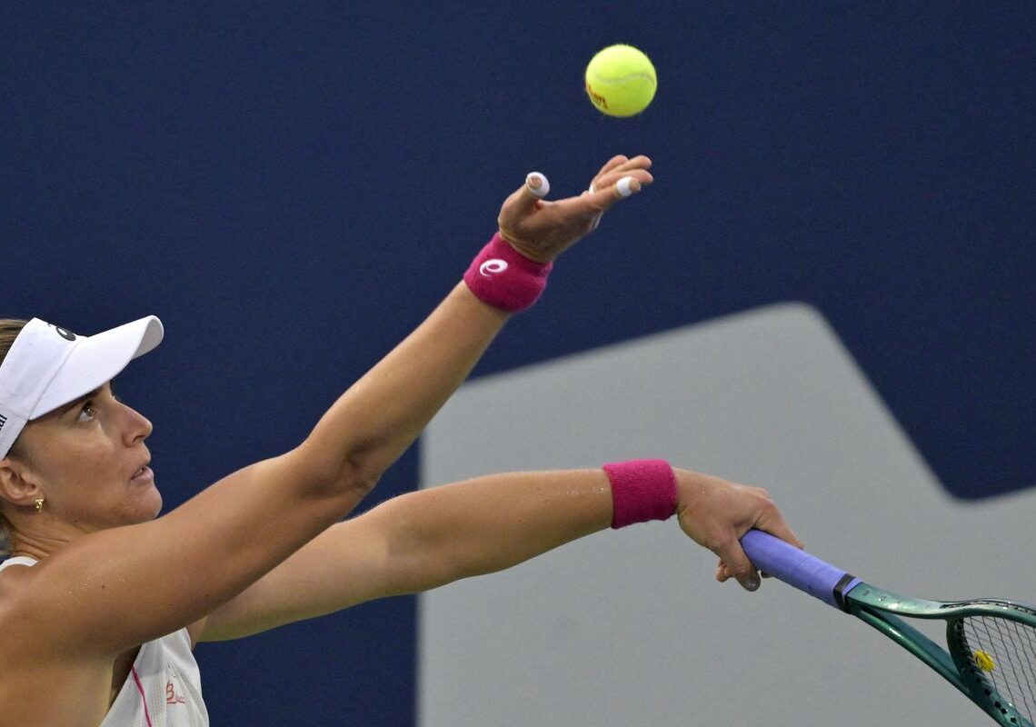 Bia Haddad sofre, mas vence britânica Kartal em estreia no US Open