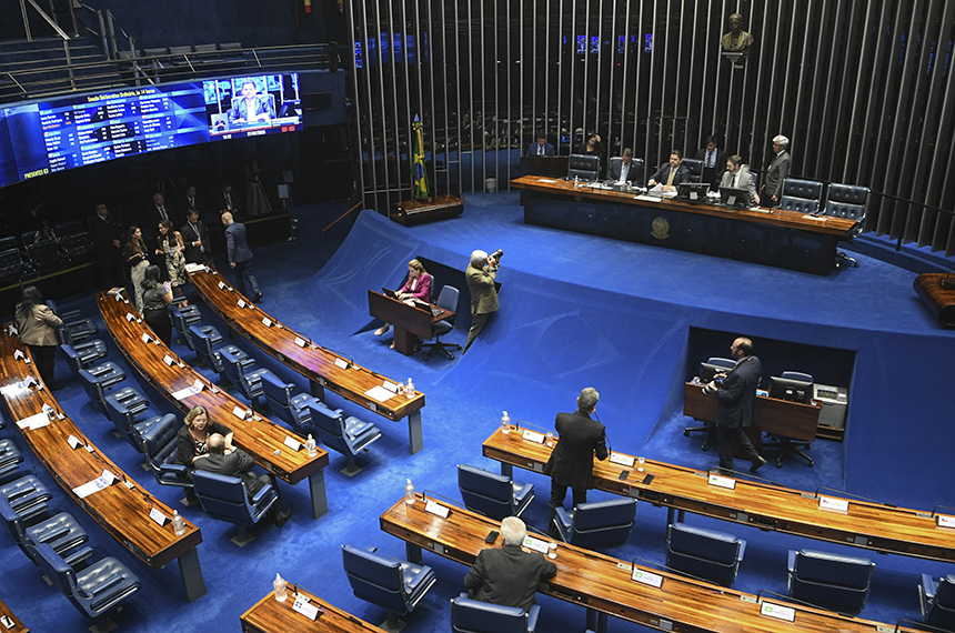 Transformação de cargos de juízes do TRT da 2ª Região vai à sanção — Senado Notícias