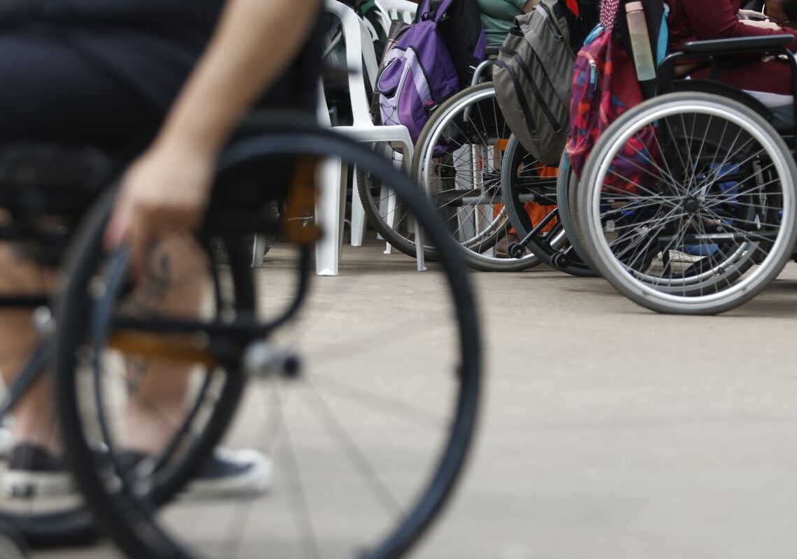 Feira online tem 7 mil vagas de emprego para pessoas com deficiência