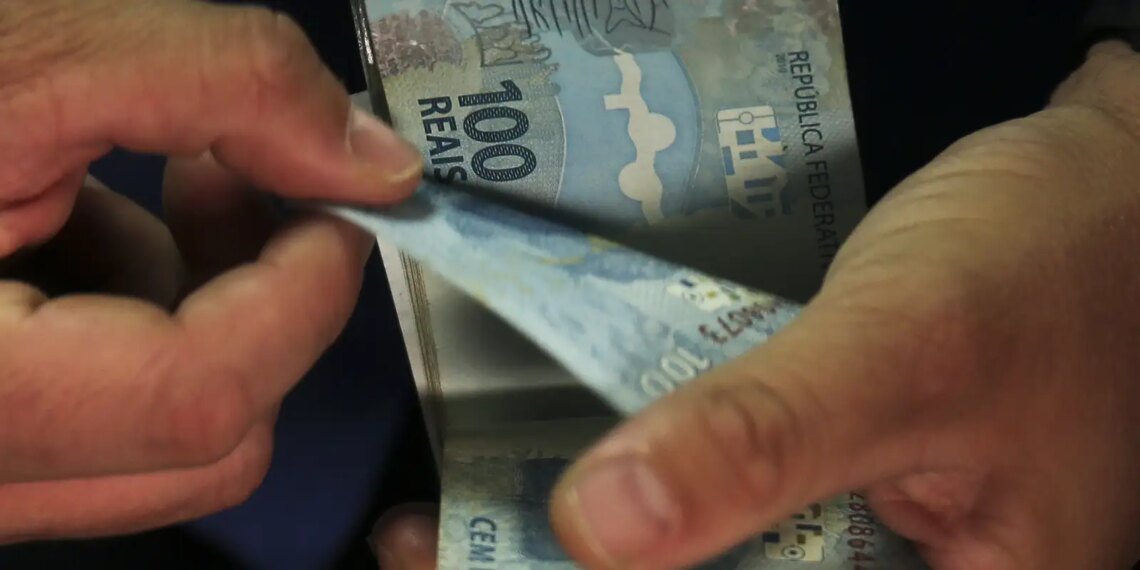 Governo começa a transferir empréstimos antigos para app do consignado
