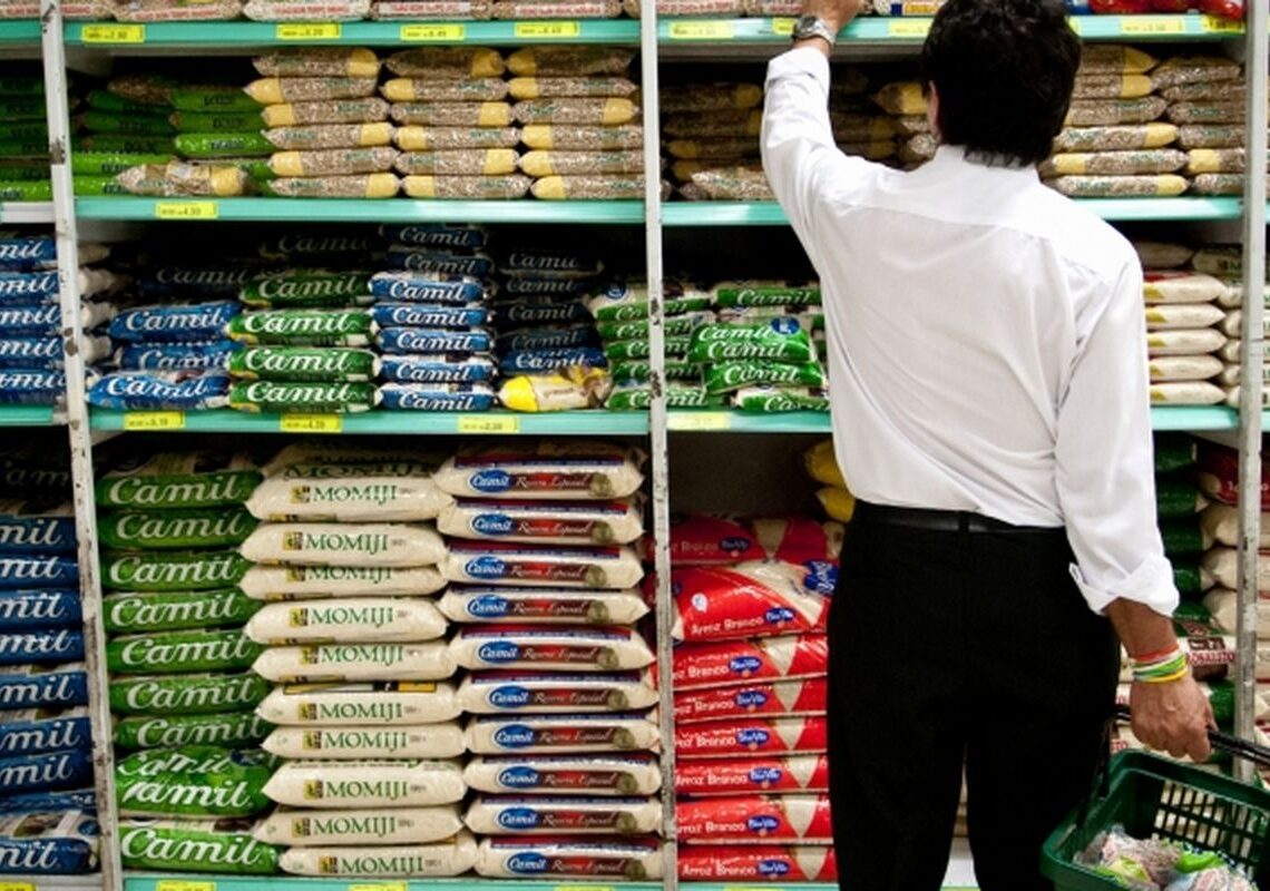 Mercado financeiro reduz previsão da inflação para 4,86%