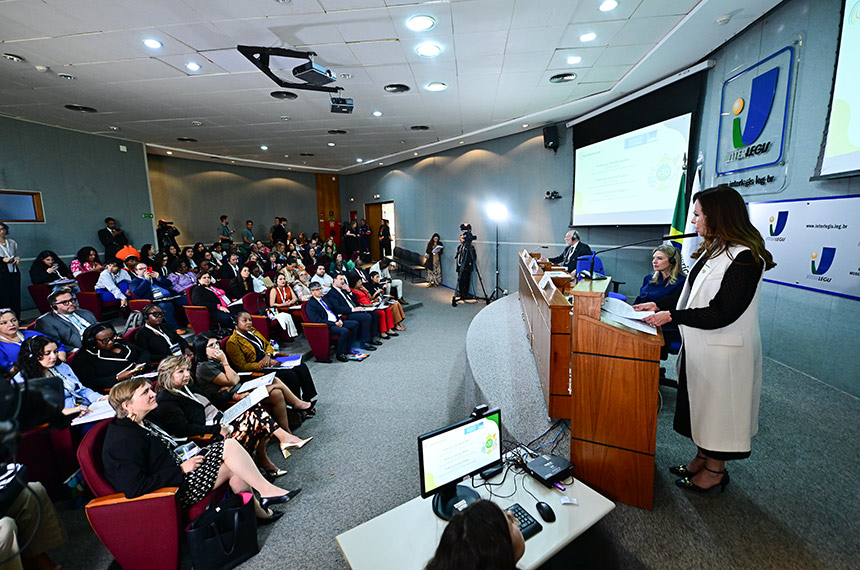 Senado abre encontro do ParlAmericas sobre igualdade de gênero — Senado Notícias