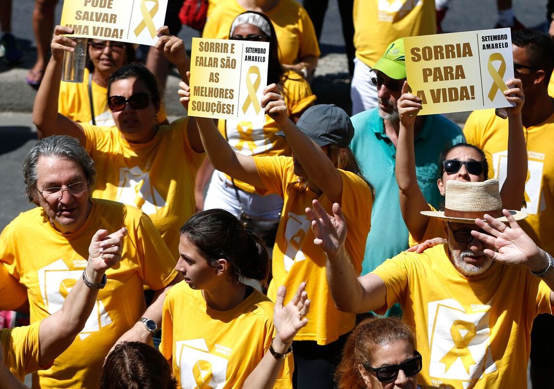 Estudo com dados de 101 países aponta danos do álcool à saúde mental