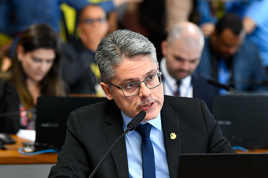 CDH vota política de valorização das mulheres na área de segurança pública — Senado Notícias