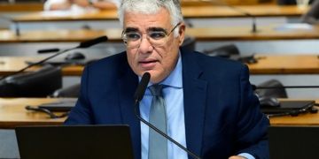 Prevenção ao suicídio deve ter ações para pessoas mais vulneráveis, aprova CDH — Senado Notícias