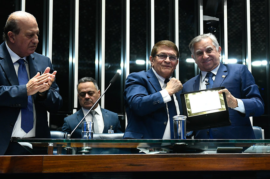 Sessão especial celebra o Dia Nacional dos Corretores de Imóveis — Senado Notícias