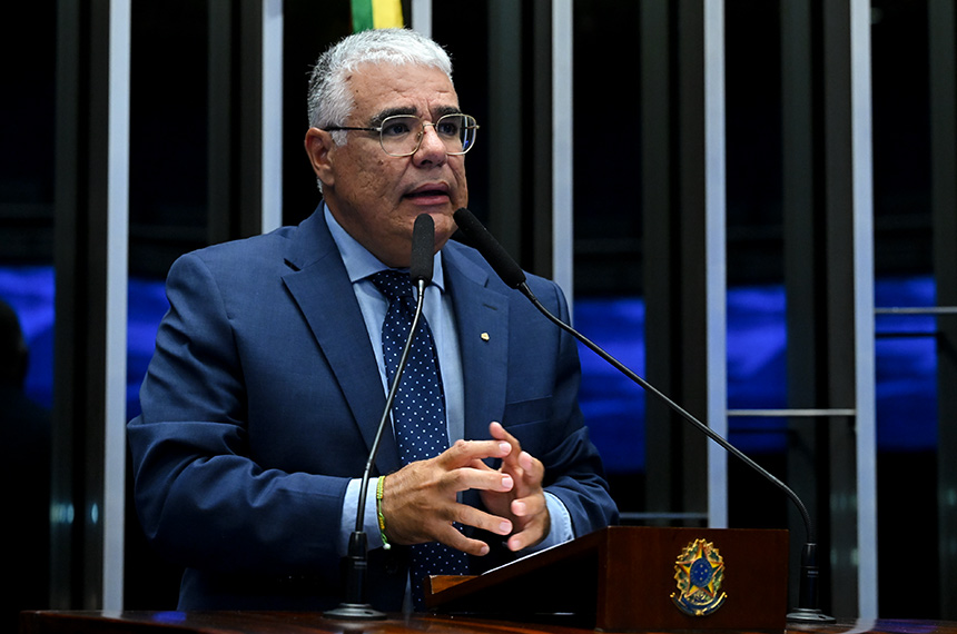 Girão diz que voto de Fux ‘desmoralizou processo’, e pede anistia — Senado Notícias