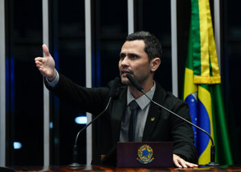Cleitinho pede mobilização por anistia a condenados pelo 8 de Janeiro — Senado Notícias