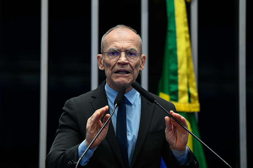 Contarato critica PEC que amplia foro privilegiado — Senado Notícias