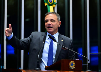 Márcio Bittar critica participação de artistas em manifestações contra a anistia — Senado Notícias
