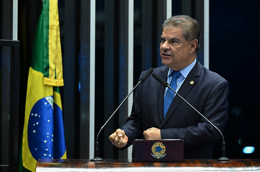 Nelsinho Trad celebra aniversário de 35 anos do SUS — Senado Notícias