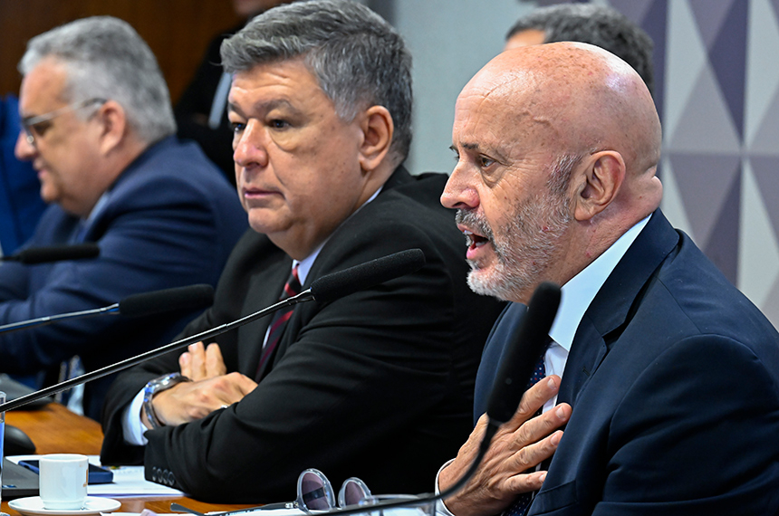 ‘Careca do INSS’ se compromete a enviar documentos de empresas à CPMI — Senado Notícias