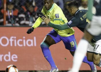 Eliminatórias: Brasil sucumbe à altitude e é derrotado pela Bolívia
