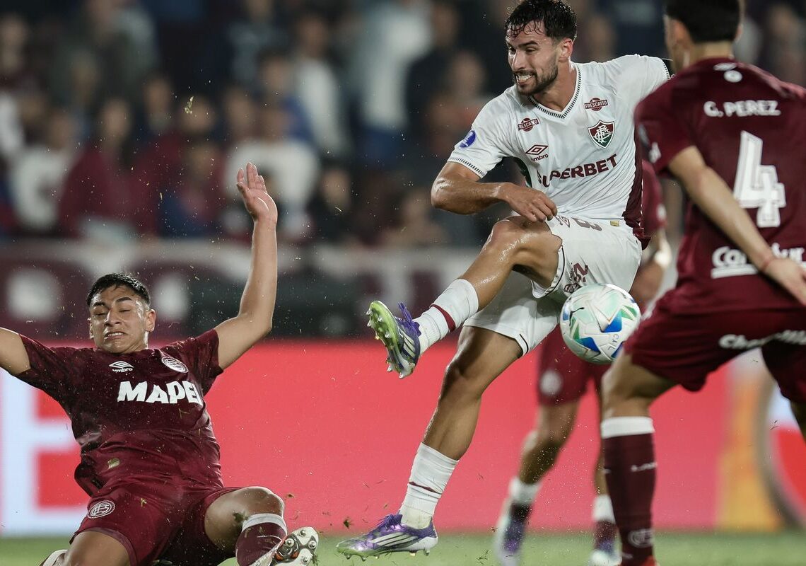 Fluminense sai em desvantagem diante do Lanús na Copa Sul-Americana