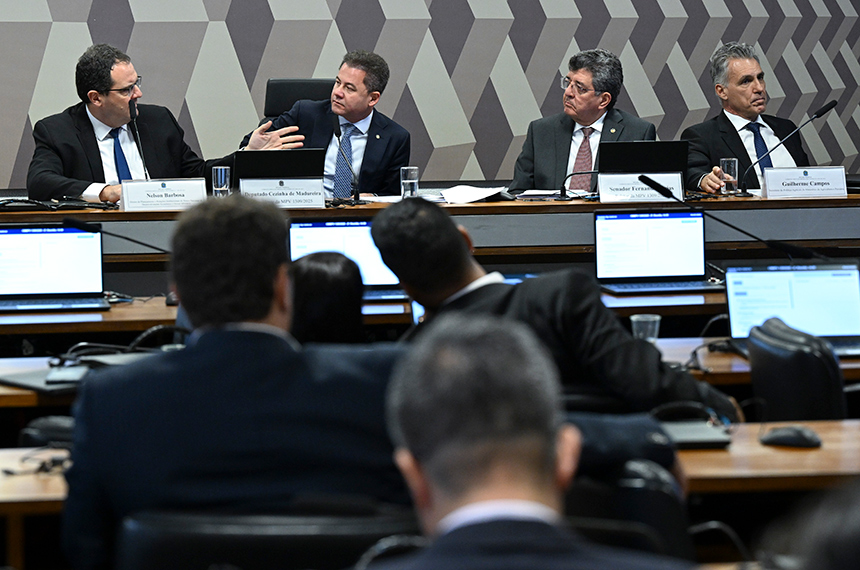 Debate detalha como MP do Plano Brasil Soberano apoia exportadores — Senado Notícias