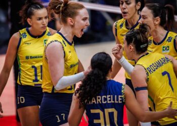 Brasil avança para semifinal do Mundial de vôlei feminino