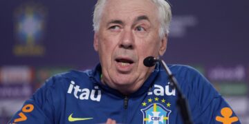 Ancelotti manterá Brasil com quatro atacantes em duelo contra o Chile