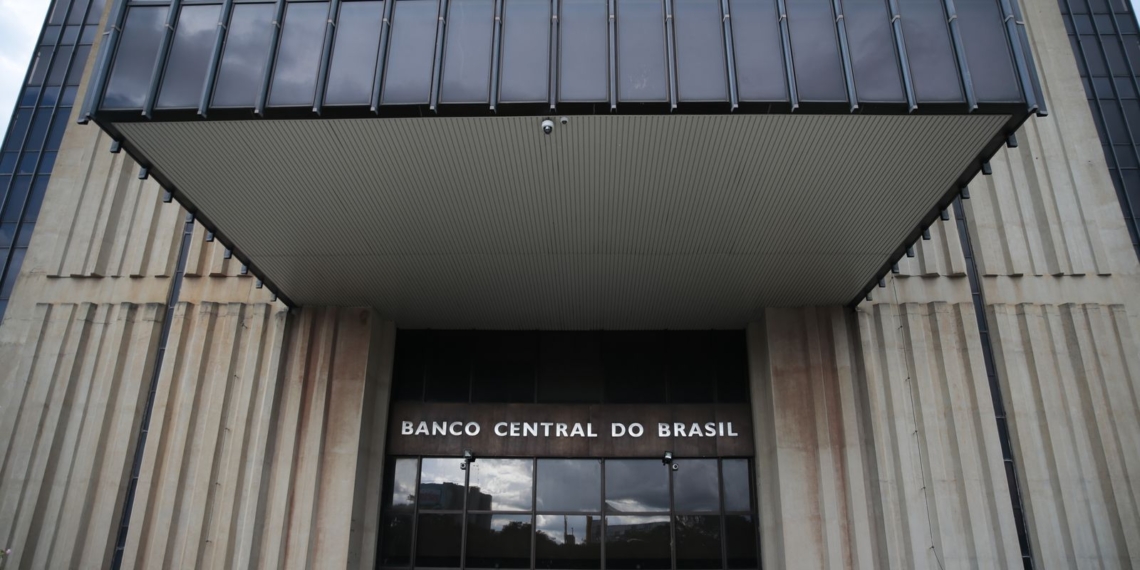 Copom inicia reunião nesta terça para definir taxa básica de juros