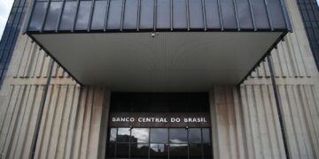 Copom inicia reunião nesta terça para definir taxa básica de juros