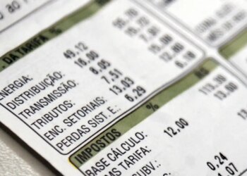 Aneel reduz bandeira para vermelha 1 na conta de luz em outubro