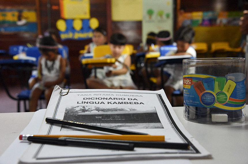 Indígenas e quilombolas poderão escolher nomes de escolas em suas comunidades — Senado Notícias