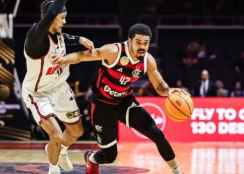 Flamengo vence e ainda sonha com vaga na final do Mundial de basquete