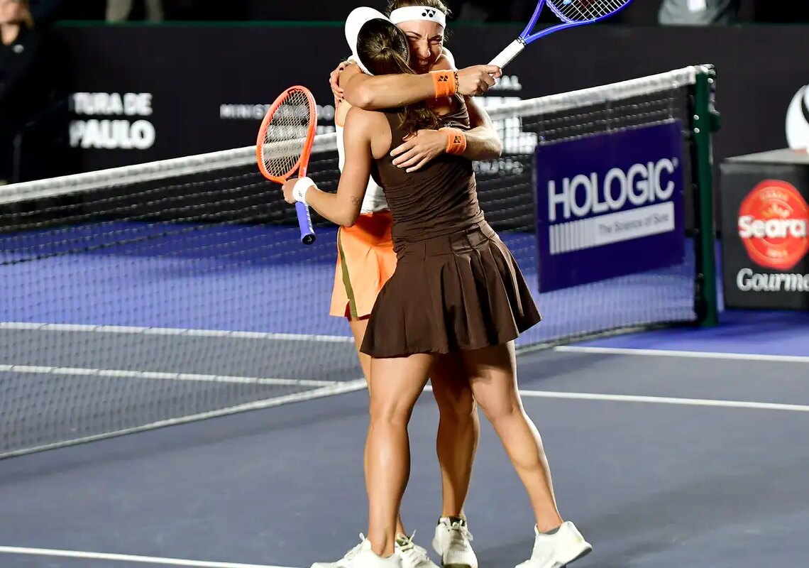 Luisa Stefani e Timea Babos conquistam título de duplas no SP Open