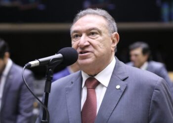 Comissão aprova projeto que prevê ajuda do governo para reconstruir casas em área atingida por desastres – Notícias