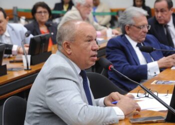 Comissão aprova projeto que obriga governos a criar protocolo contra notícias falsas durante desastres – Notícias