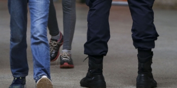 TCE suspende processos seletivos para escolas cívico-militares em SP