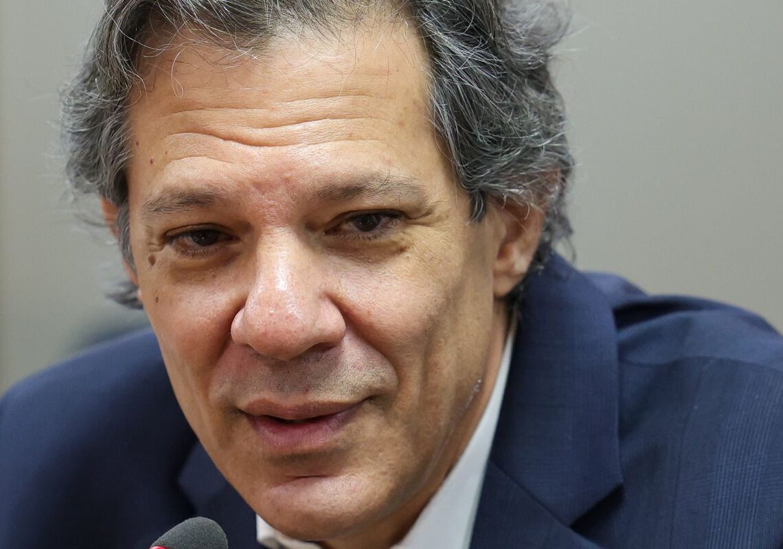 Haddad: isenção do IR até R$ 5 mil deve ser sancionada em outubro