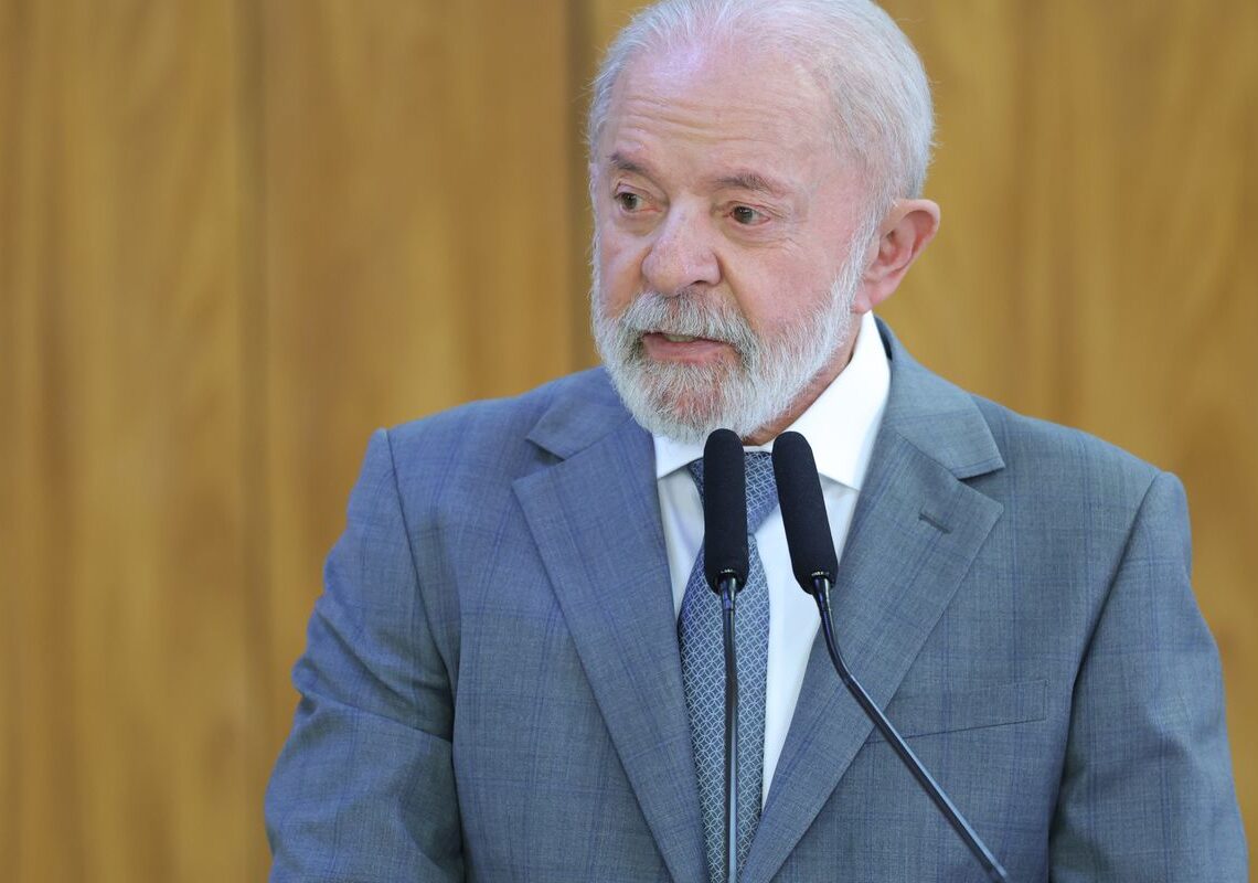 Em Roma, Lula defende que pobres sejam colocados no orçamento