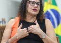 Vacina brasileira de covid ajuda a combater negacionismo, diz ministra