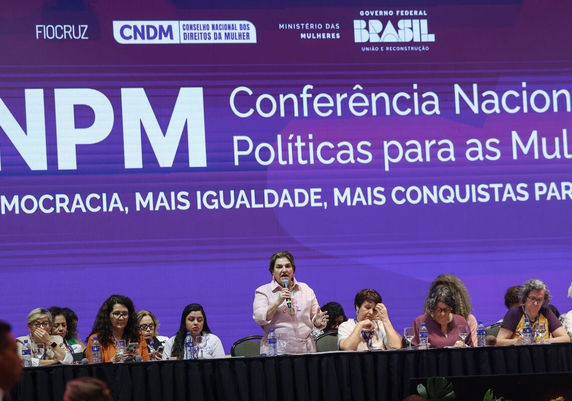Conferência das Mulheres faz alerta sobre câncer de mama