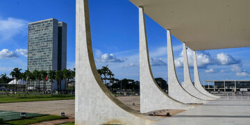 Busca e apreensão no Congresso precisam de autorização do STF — Senado Notícias