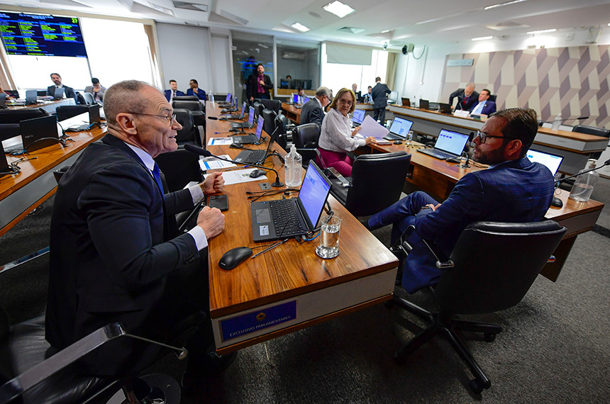 CCJ pode votar na quarta tempo maior de internação de menores infratores — Senado Notícias